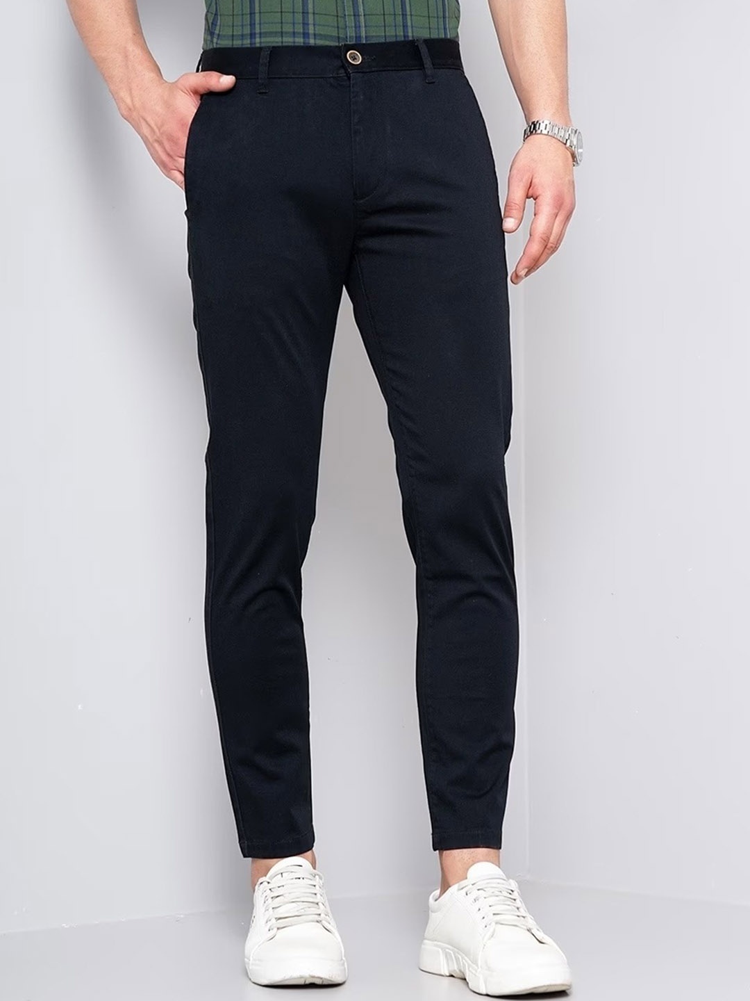 

British Club Men Smart Slim Fit Low Rise Trousers, Black