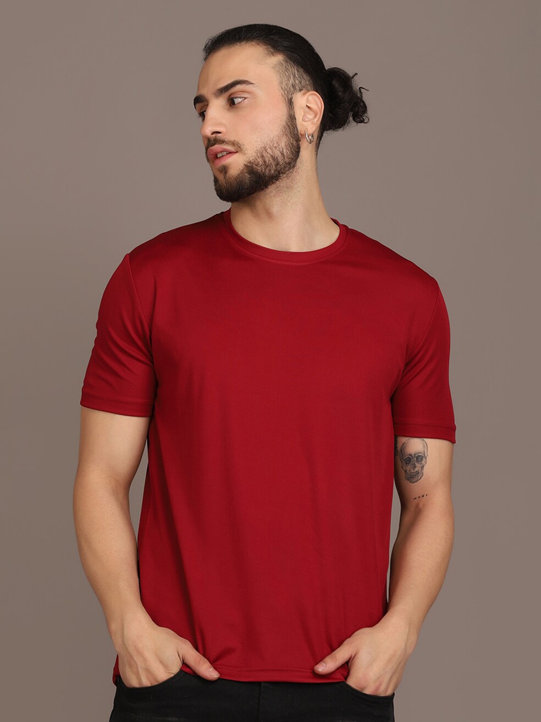 

INKKR Knitted T-Shirt, Maroon