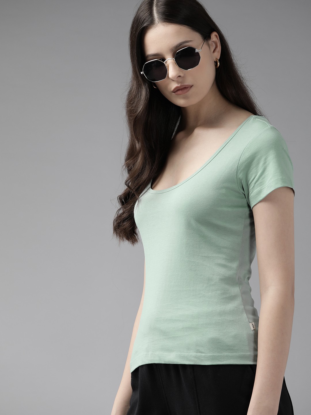 

The Roadster Lifestyle Co. Scoop Neck T-shirt, Green