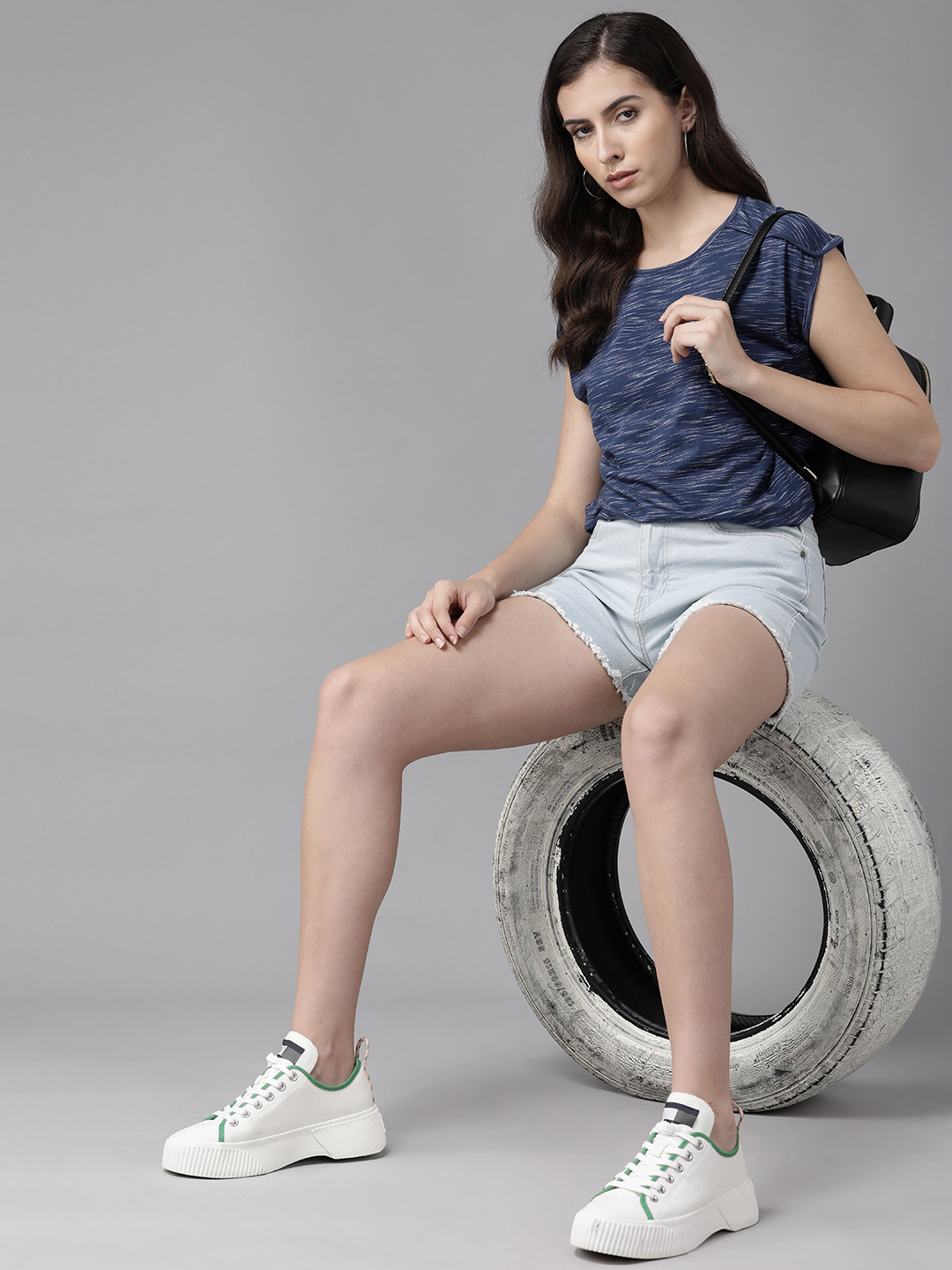 

The Roadster Lifestyle Co. Extended Sleeves Pure Cotton T-shirt, Navy blue