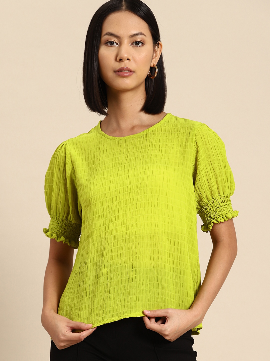 

all about you Textured Detail Puff Sleeves Top, Lime green