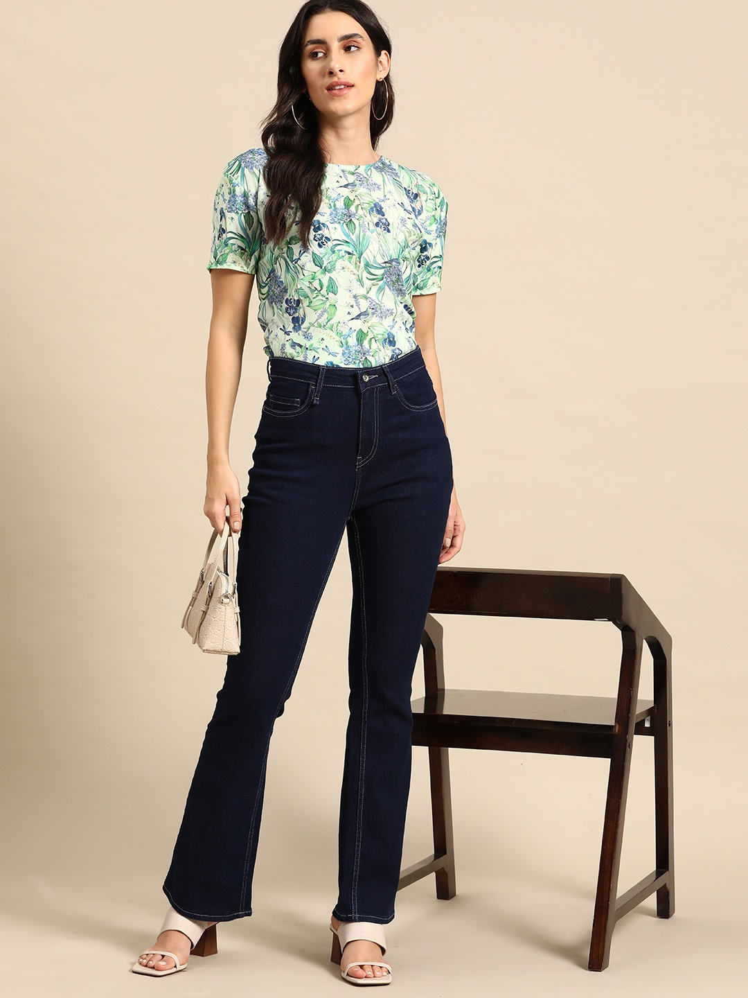 

all about you Floral Printed Short Sleeves Regular Top, Green