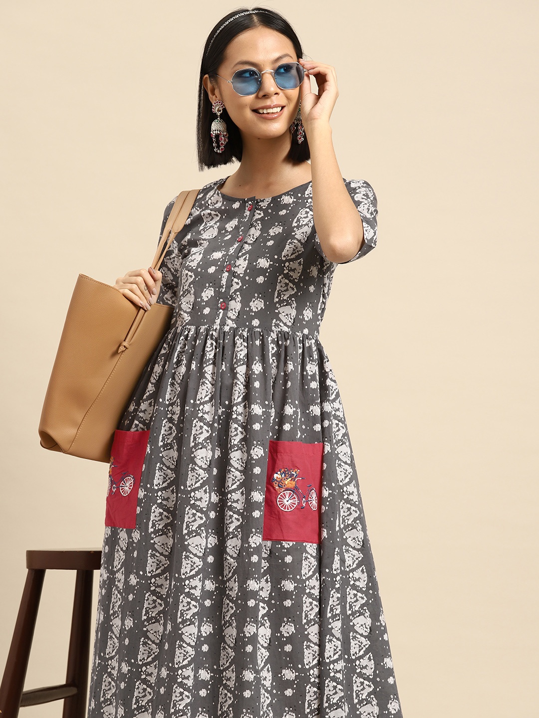 

Sangria Ethnic Motifs Print A-Line Cotton Dress With Pocket Detail, Grey
