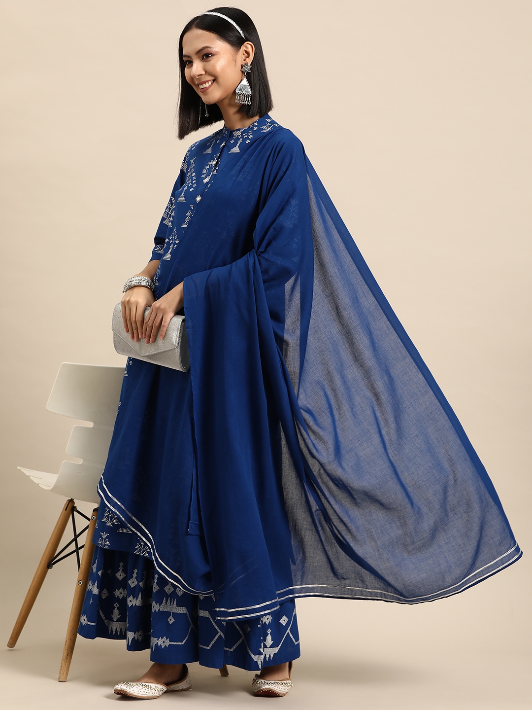 

Sangria Foil Printed Pure Cotton Kurta With Sharara & Dupatta, Navy blue