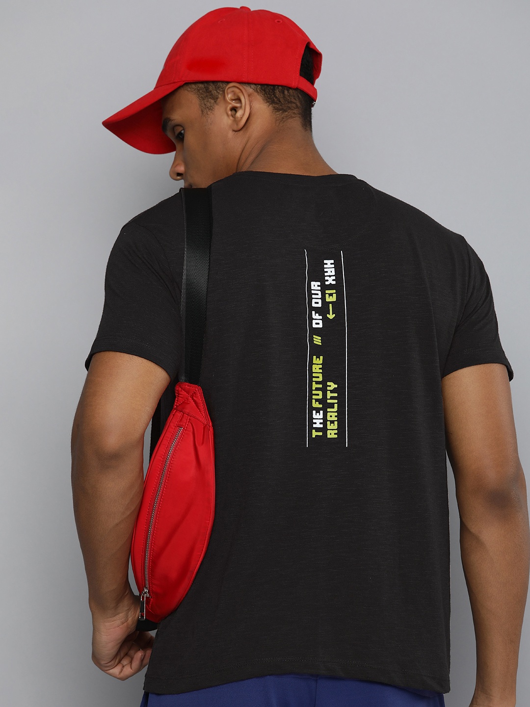 

HRX by Hrithik Roshan Typography Printed T-shirt, Black