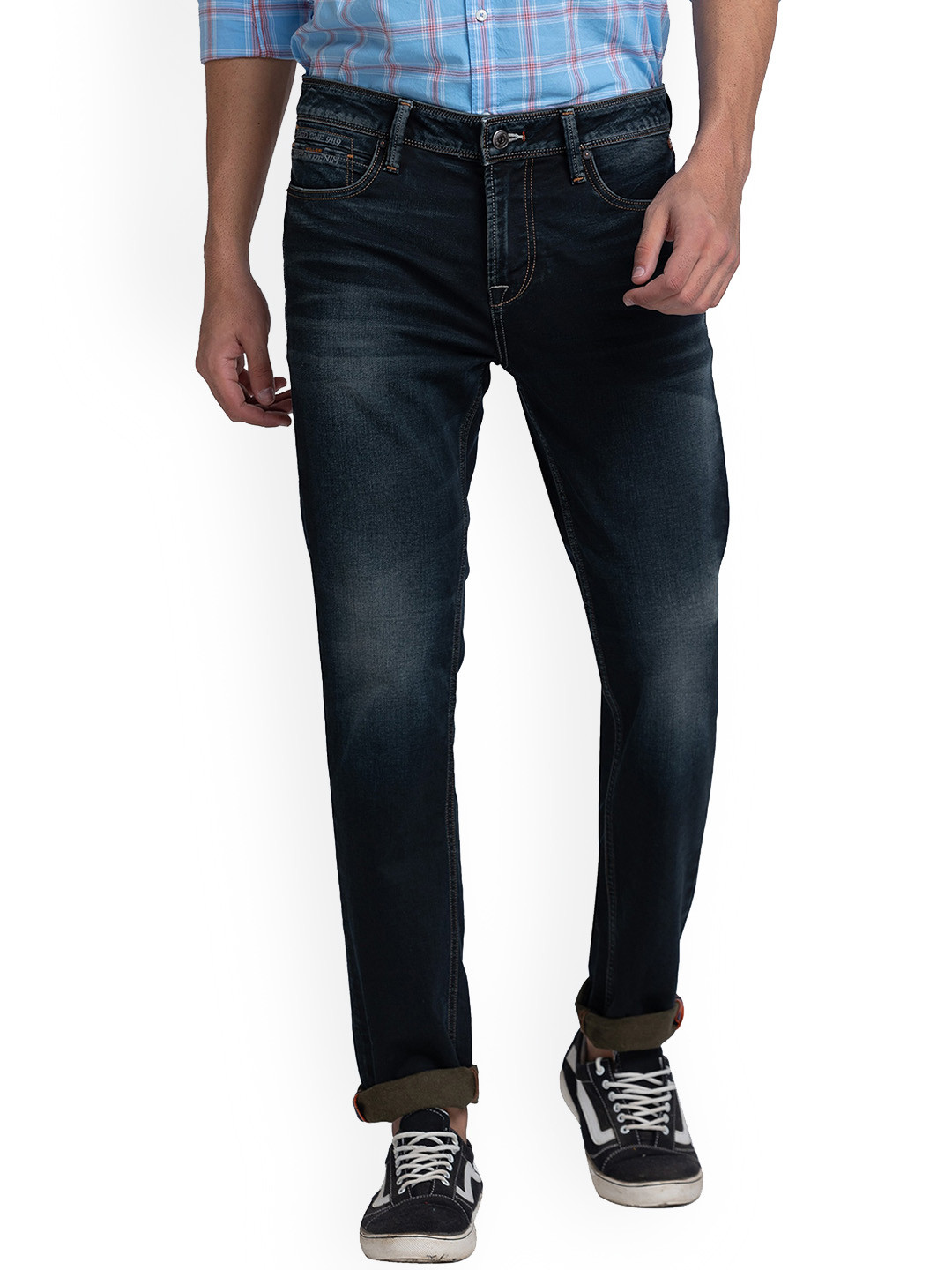 

Killer Men Slim Fit Low Distress Light Fade Stretchable Jeans, Blue