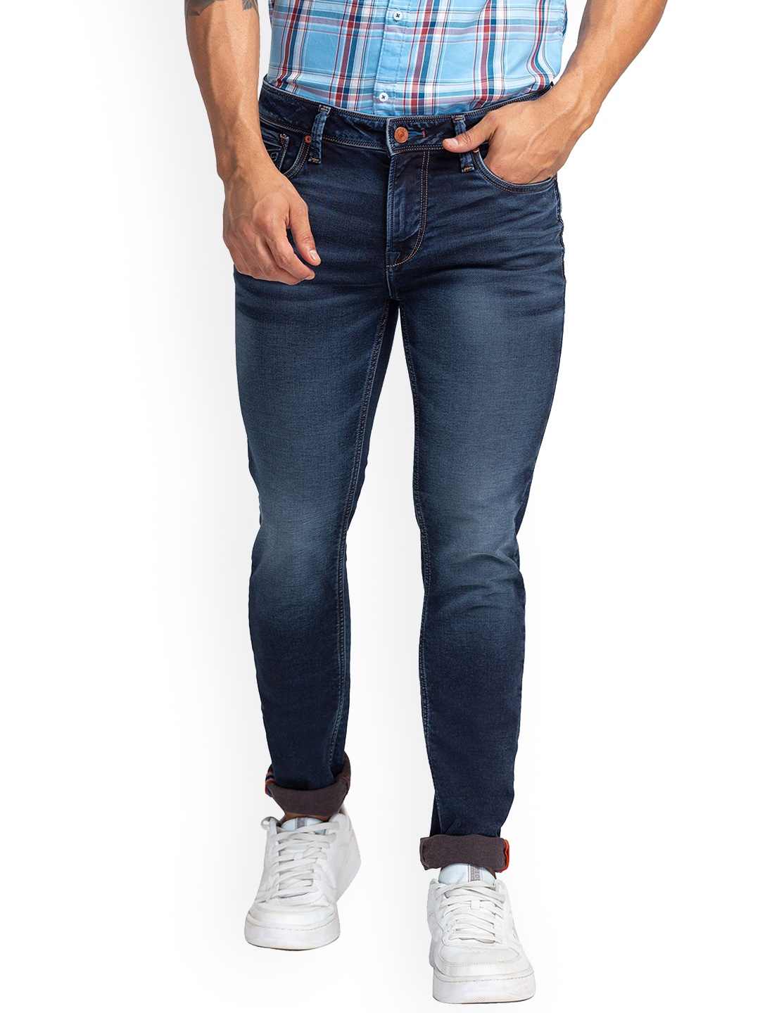 

Killer Men Tapered Fit Low Distress Light Fade Stretchable Jeans, Blue