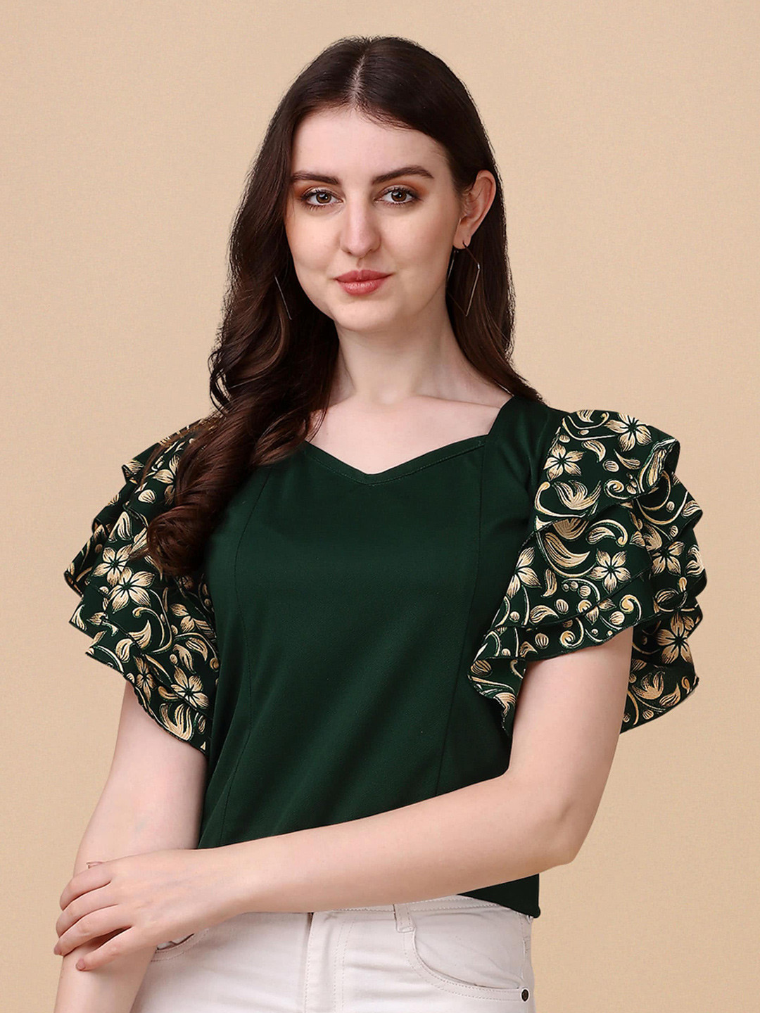 

Paralians Floral Printed Layered Flutter Sleeves Top, Green