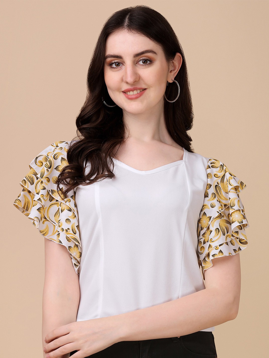 

Paralians Floral Printed Layered Flutter Sleeves Top, White