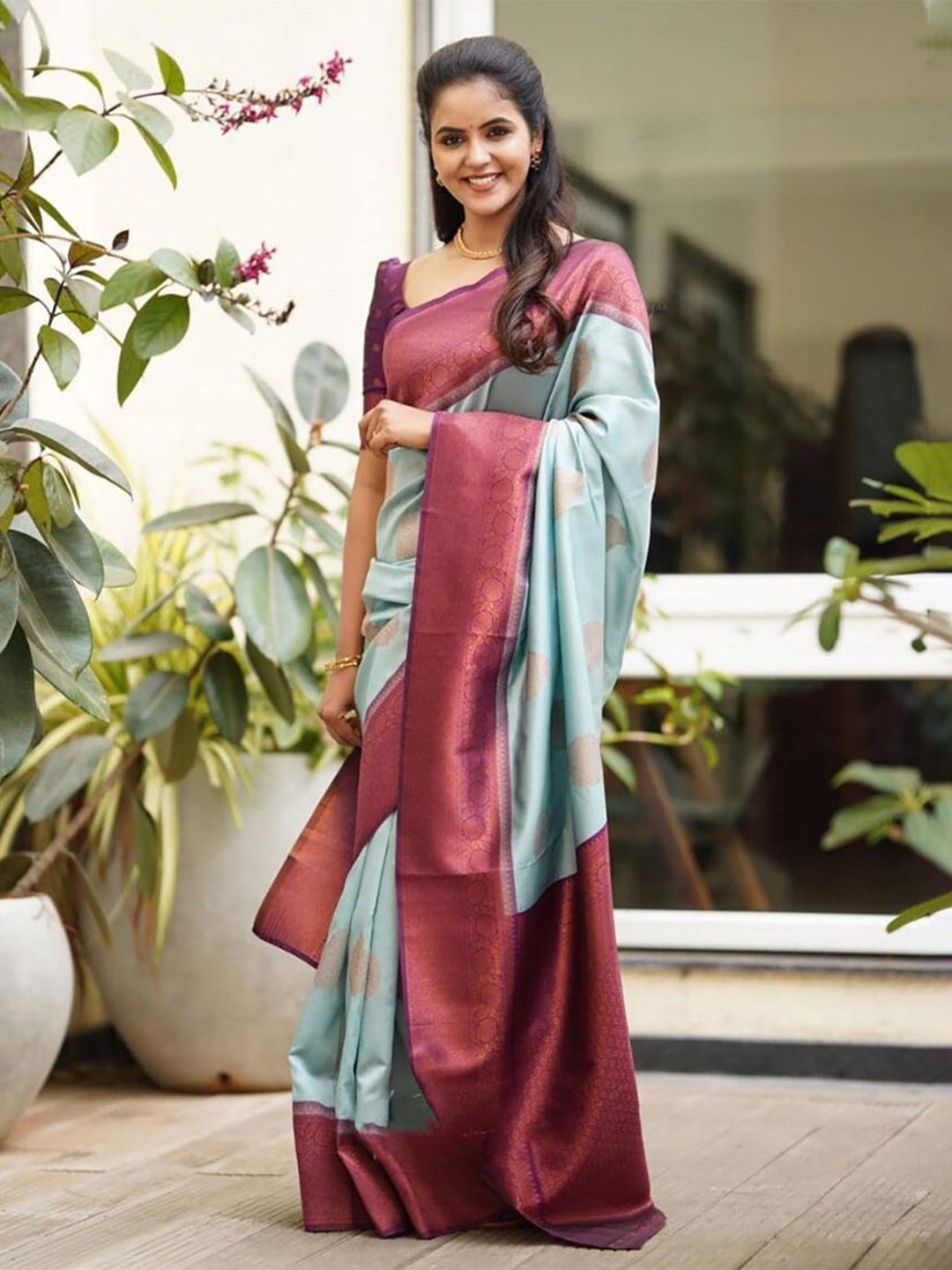 

KALINI Ethnic Woven Design Zari Kanjeevaram Saree, Blue