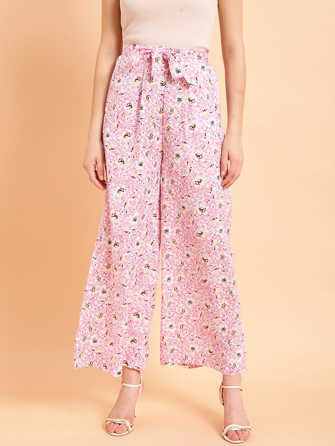 

MINT STREET Women Floral Printed Parallel Trousers, Pink
