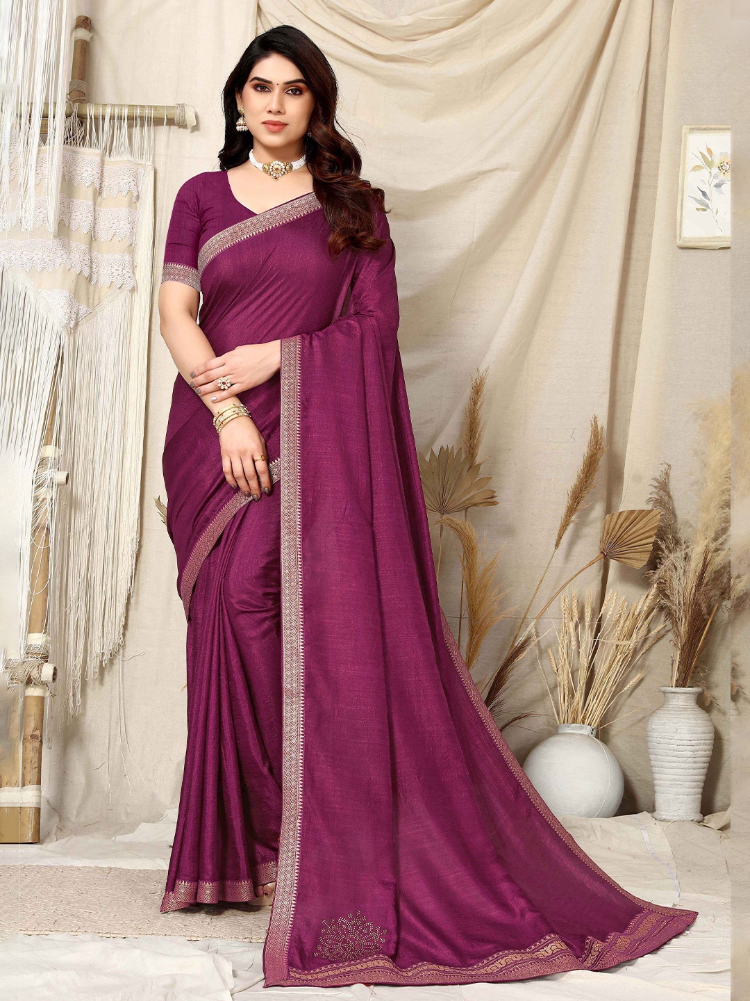 

TEREZA Silk Blend Banarasi Saree, Magenta