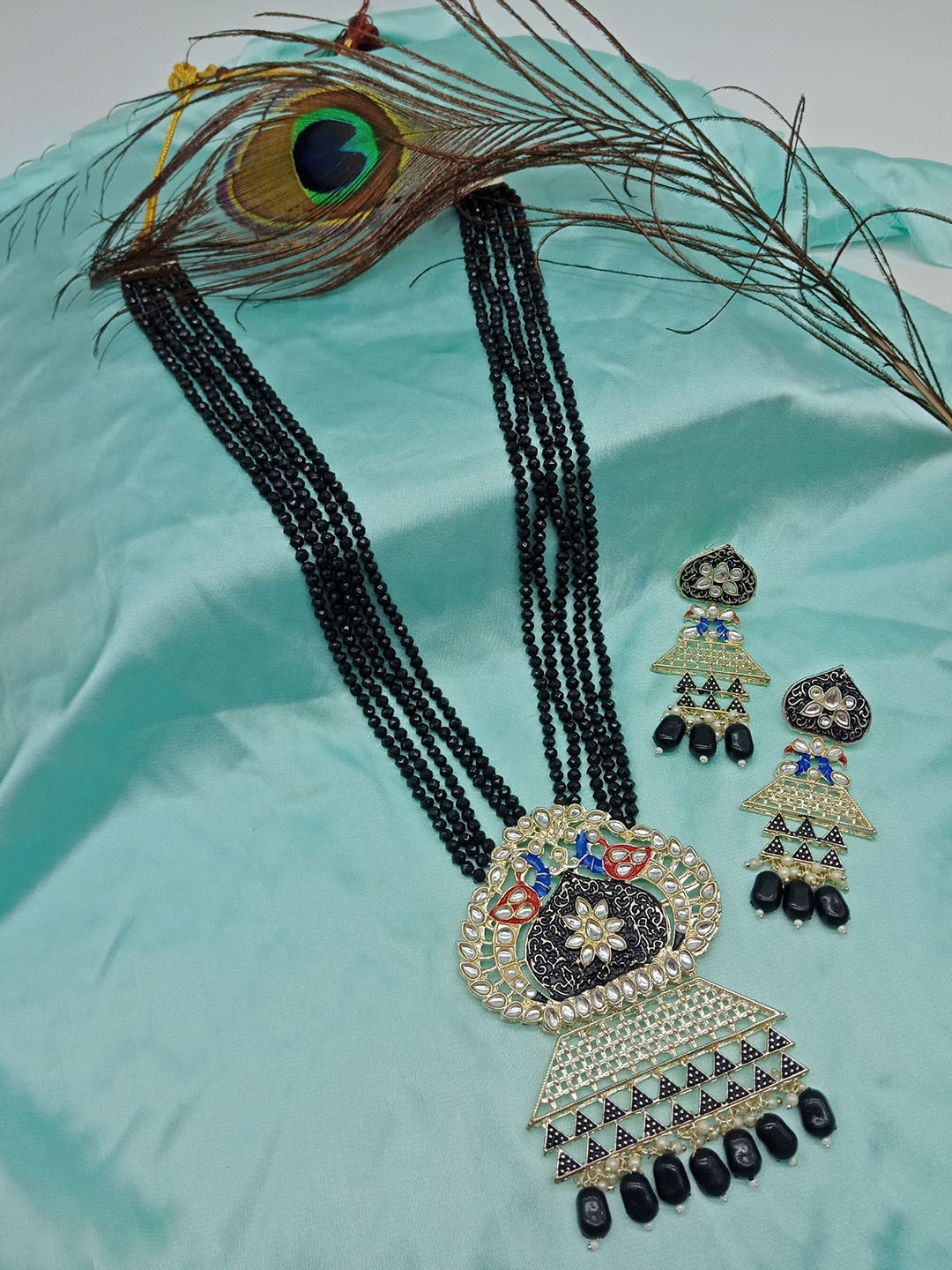 

AASHISH IMITATION Gold-Plated Stone-Studded & Beaded Jewellery Set