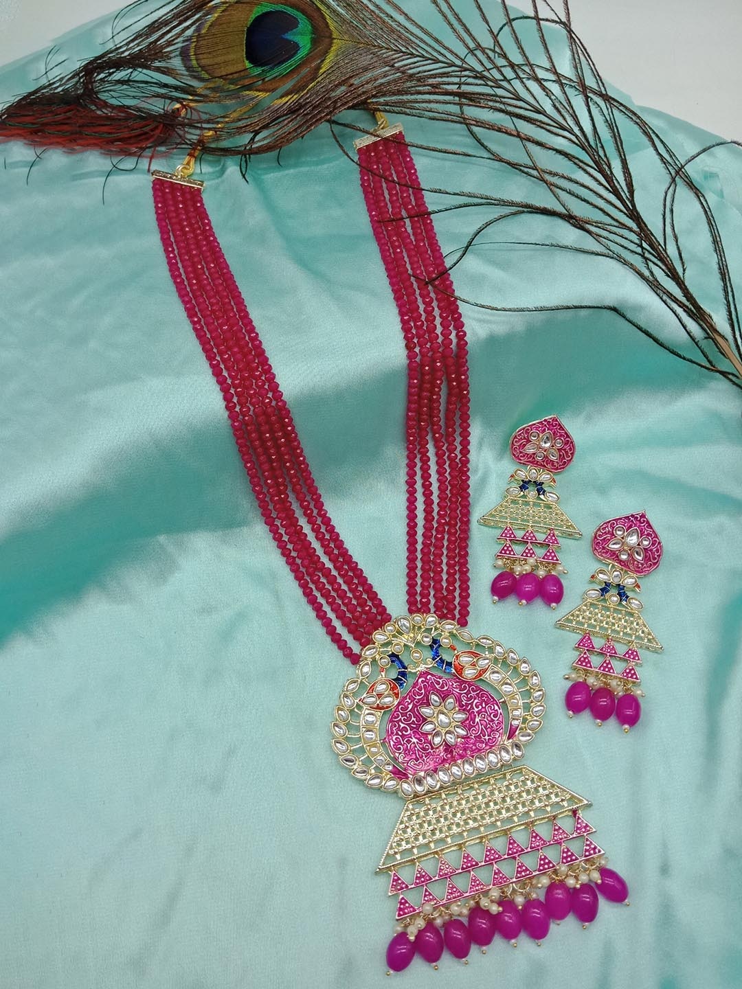 

AASHISH IMITATION Gold-Plated Stone-Studded & Beaded Jewellery Set