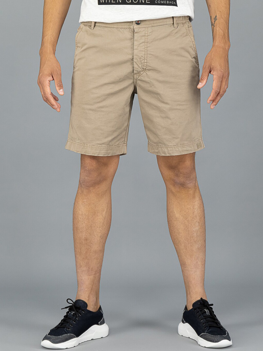 

FREESOUL Men Mid-Rise Shorts, Beige