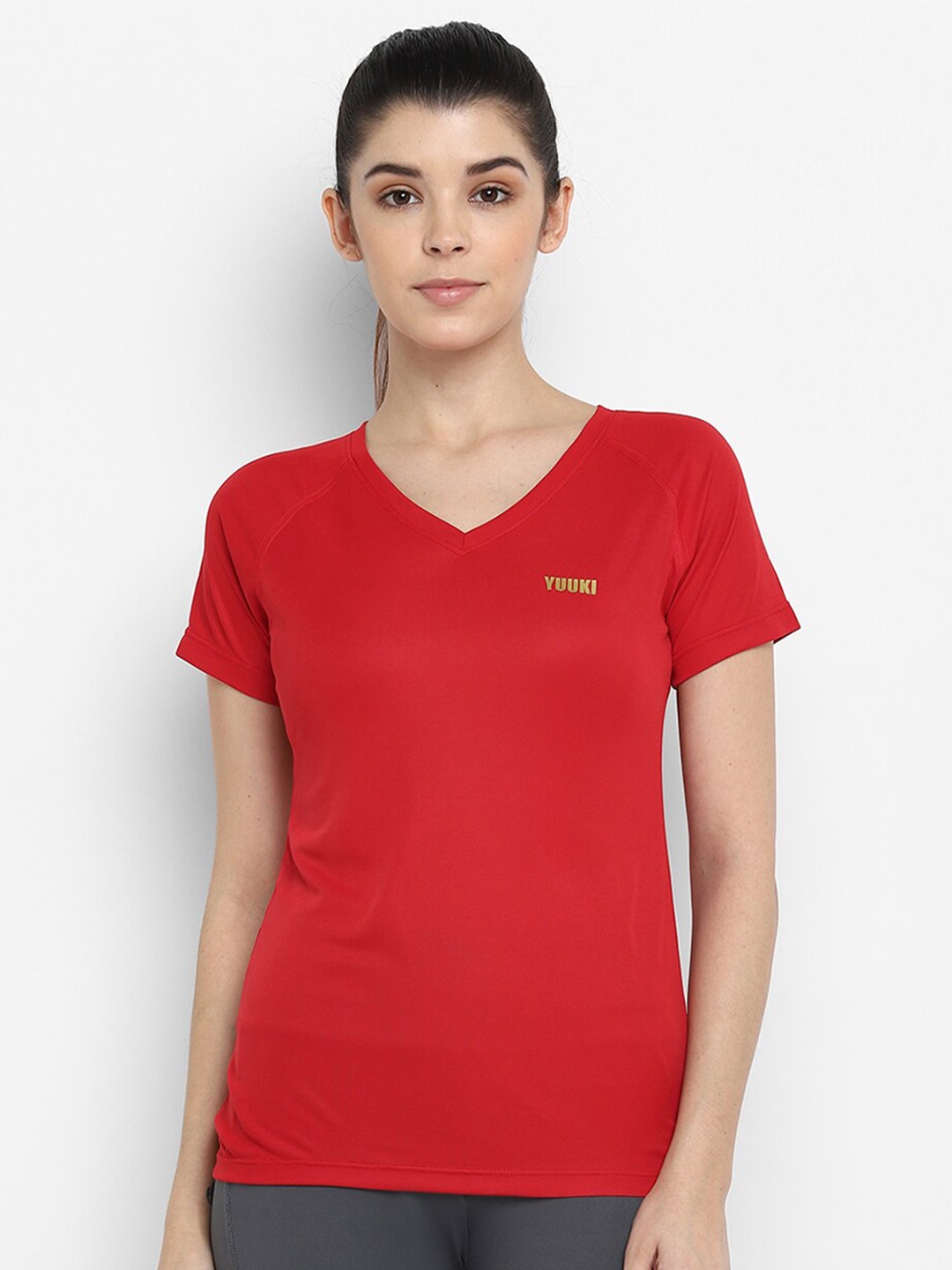 

Yuuki V-Neck Antimicrobial Sports T-shirt, Red