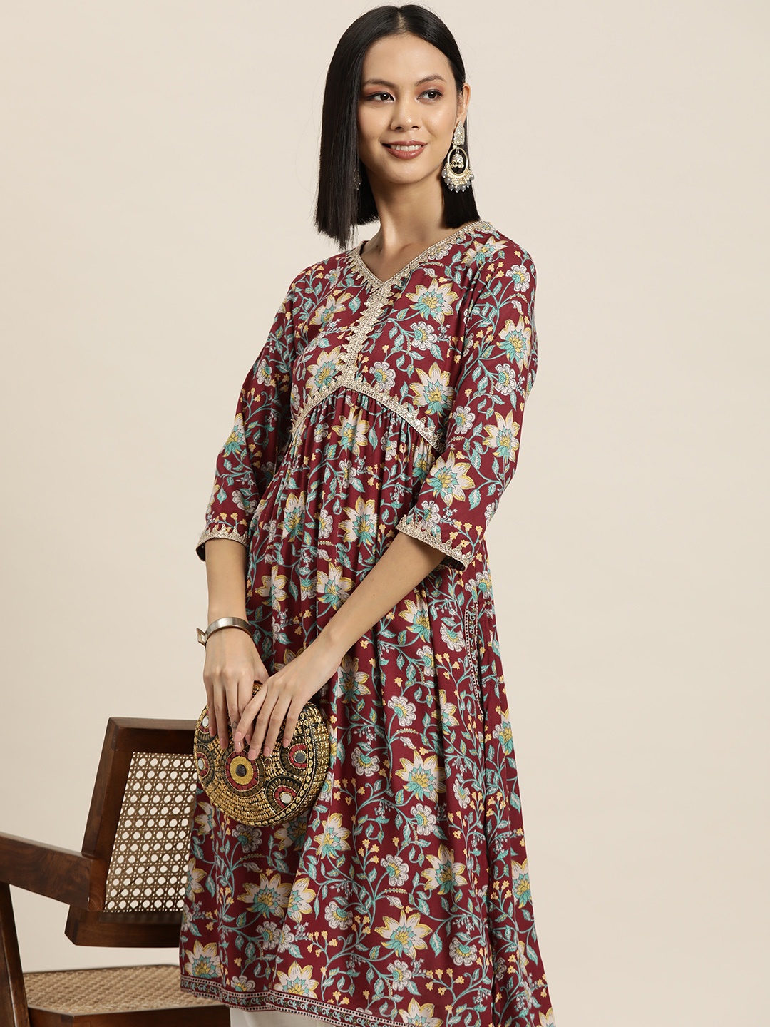 

HERE&NOW Floral Printed Gotta Patti Empire Kurta, Maroon