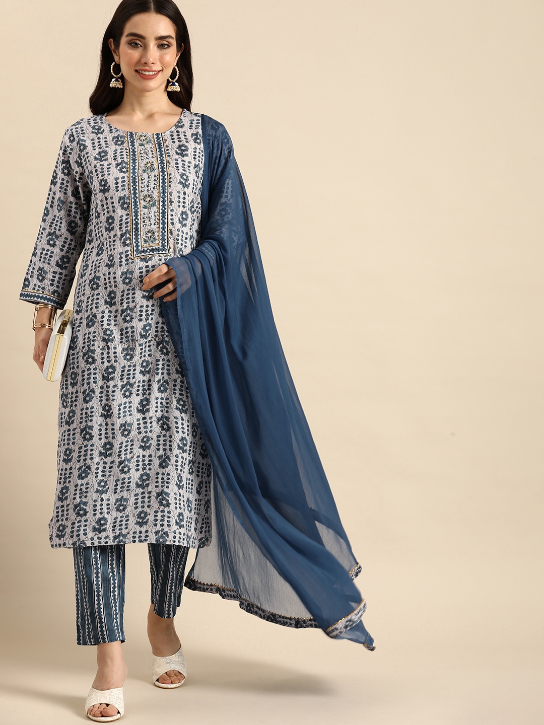 

Anouk Women Ethnic Motifs Printed Kurta & Trousers With Dupatta, Teal