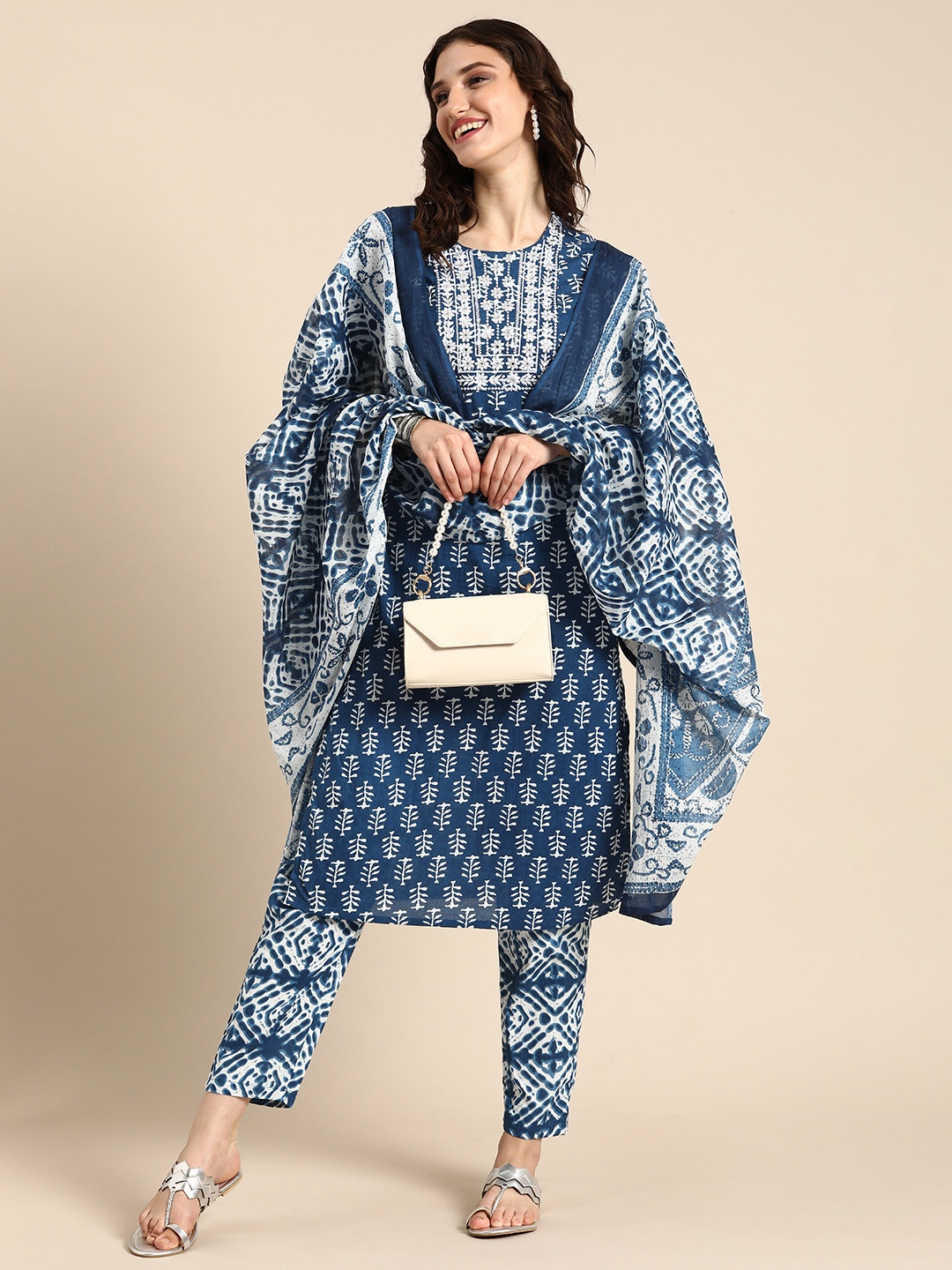 

Anouk Ethnic Motifs Embroidered Pure Cotton Kurta with Trousers With Dupatta, Blue