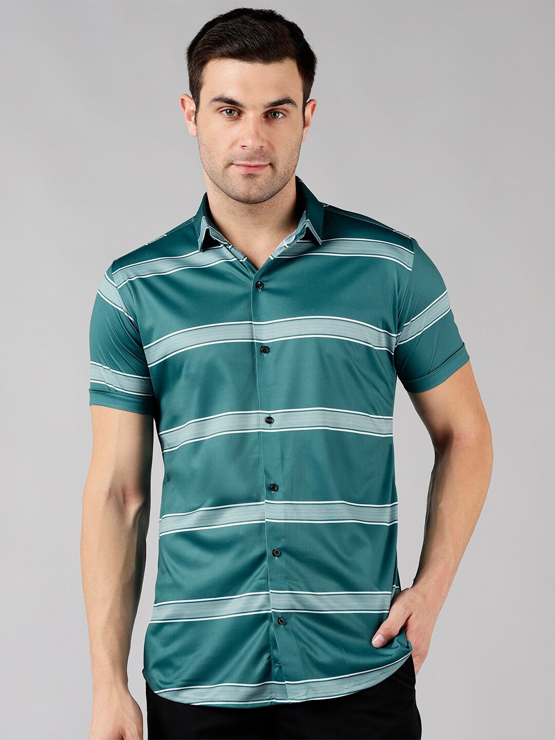 

COMBRAIDED Spread Collar Slim Fit Striped Casual Shirt, Green