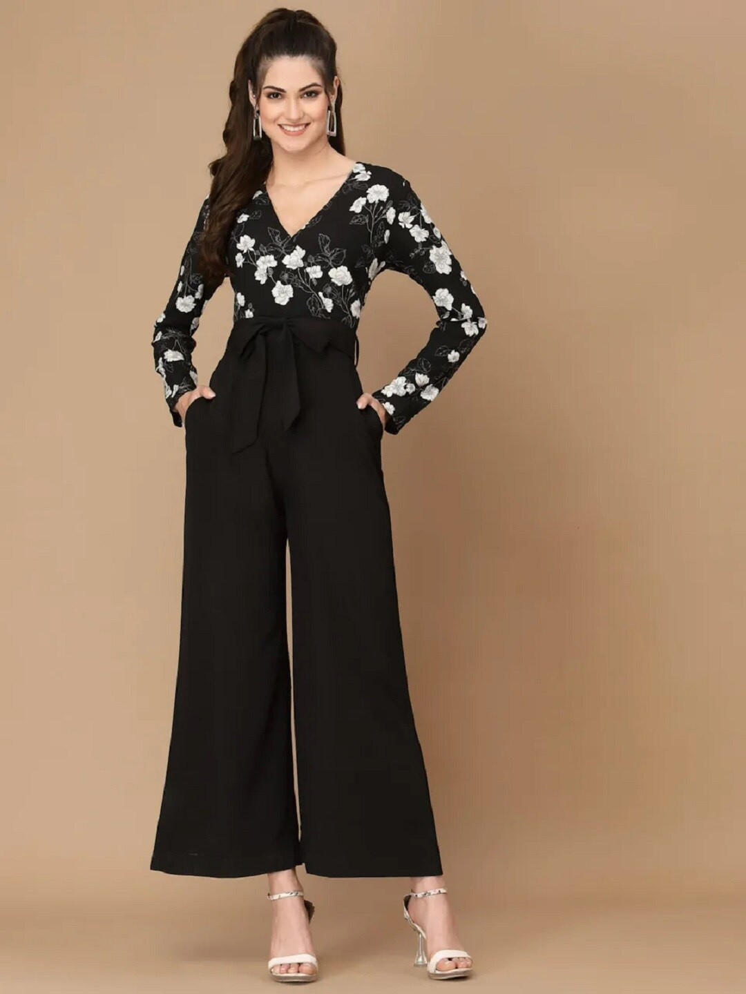 

Trendy Tribe Floral Printed V-Neck Basic Jumpsuit, Black