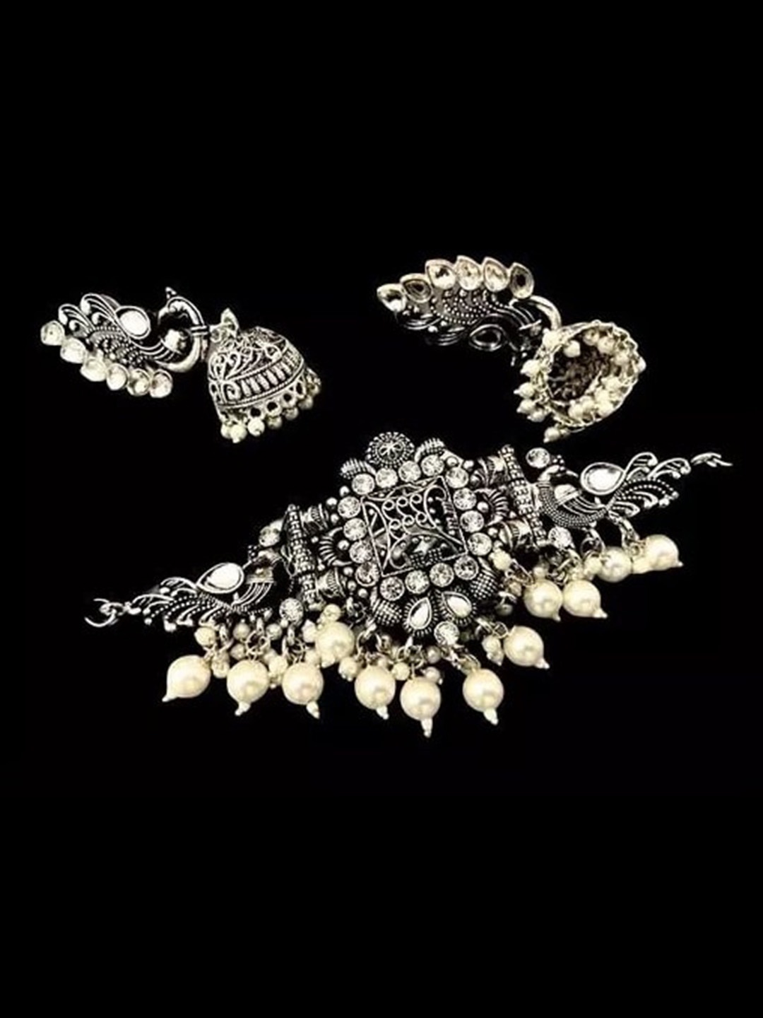 

Samridhi DC Oxidised Silver-Plated Stone-Studded & Beaded Jewellery Set