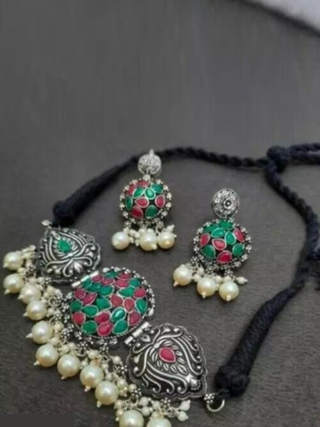 

Samridhi DC Silver-Plated Stone Studded & Beaded Jewellery Set