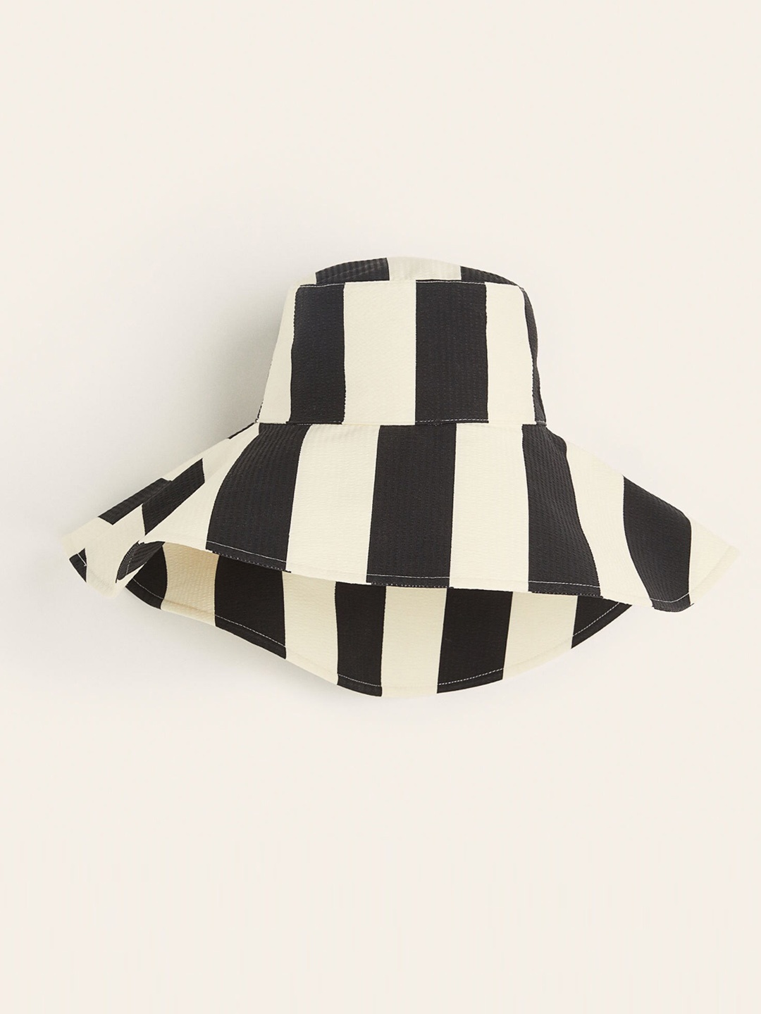 

H&M Seersucker Bucket Hat, Black
