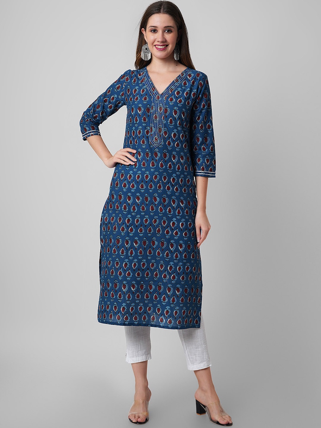 

Haute and Humble V-Neck Ethnic Motifs Printed Kurta, Blue
