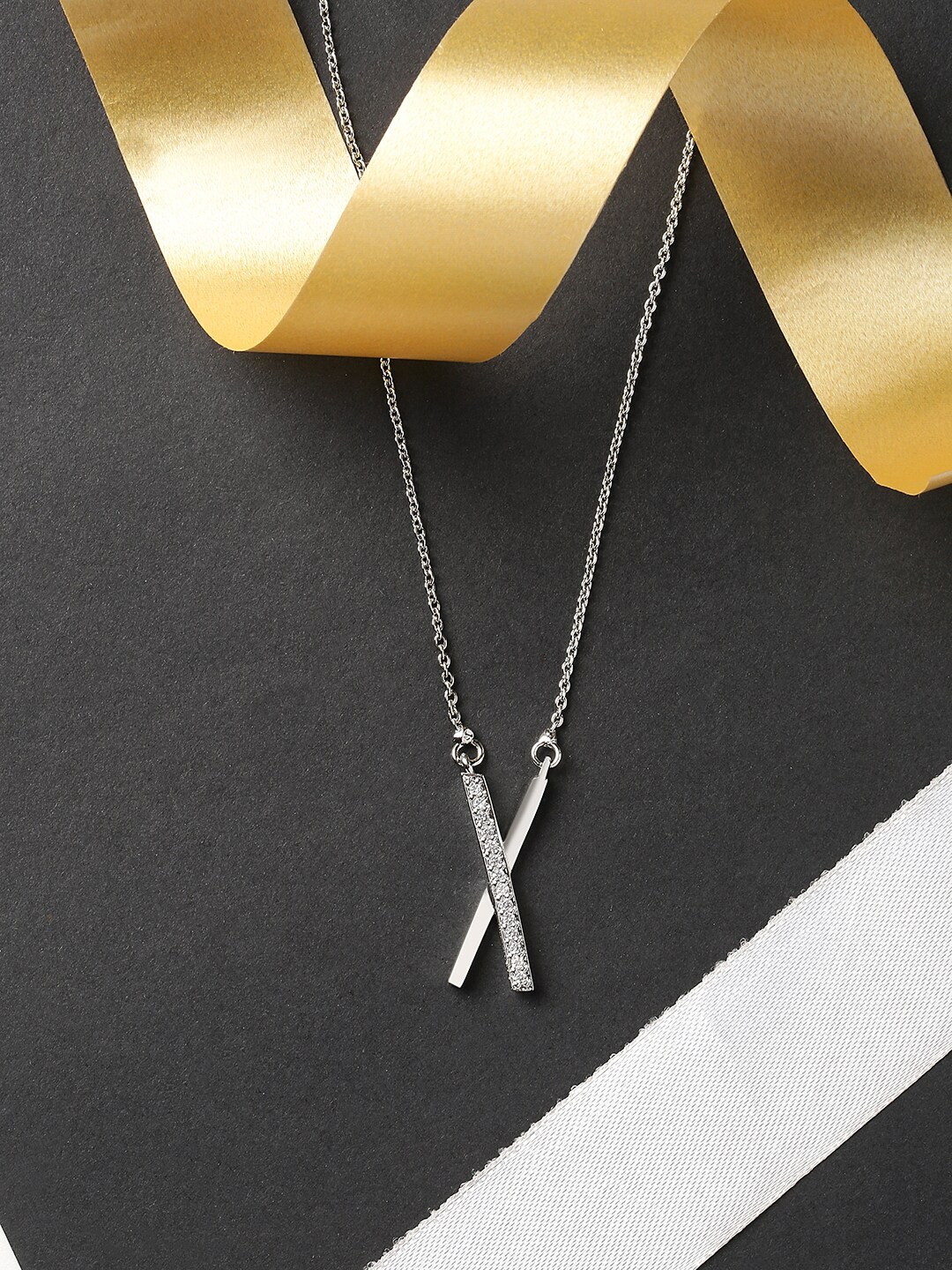 

DressBerry Silver-Plated Silver-Toned & White Brass Necklace