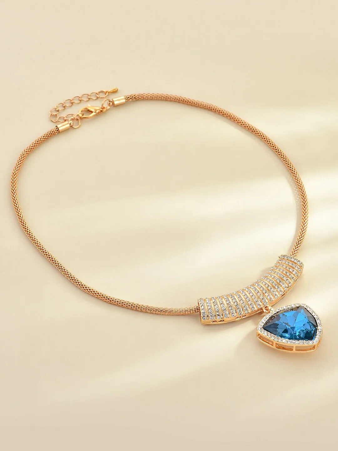 

DressBerry Blue Brass Gold-Plated Necklace