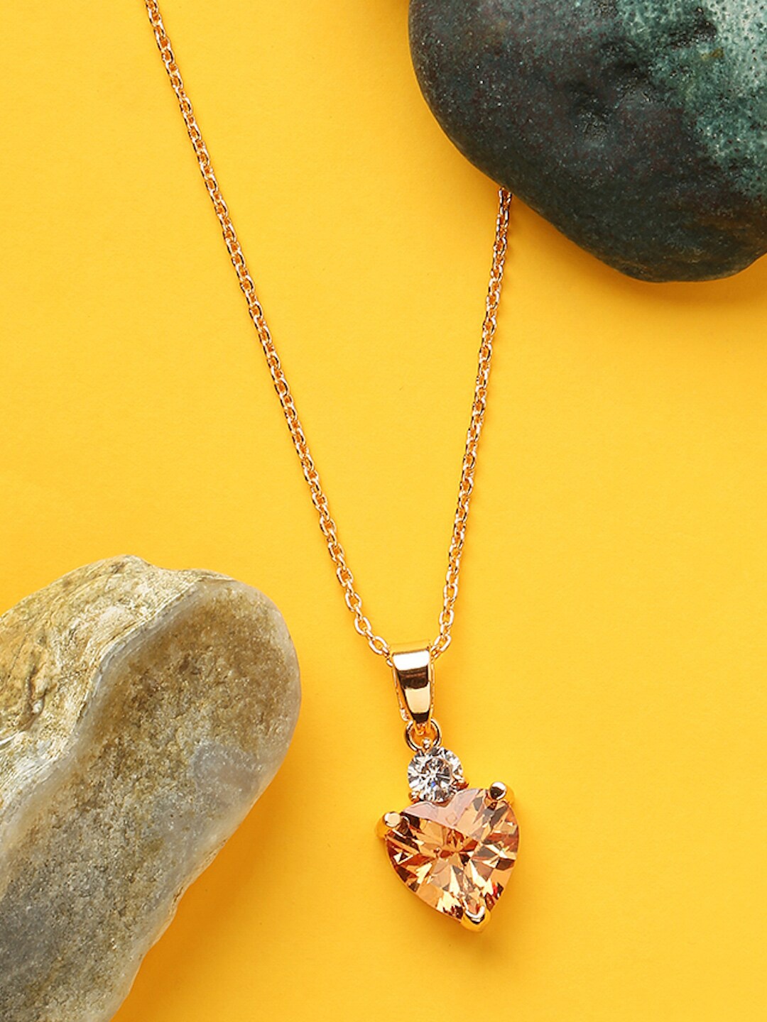 

DressBerry Rose Gold-Plated Heart Pendant & Chain