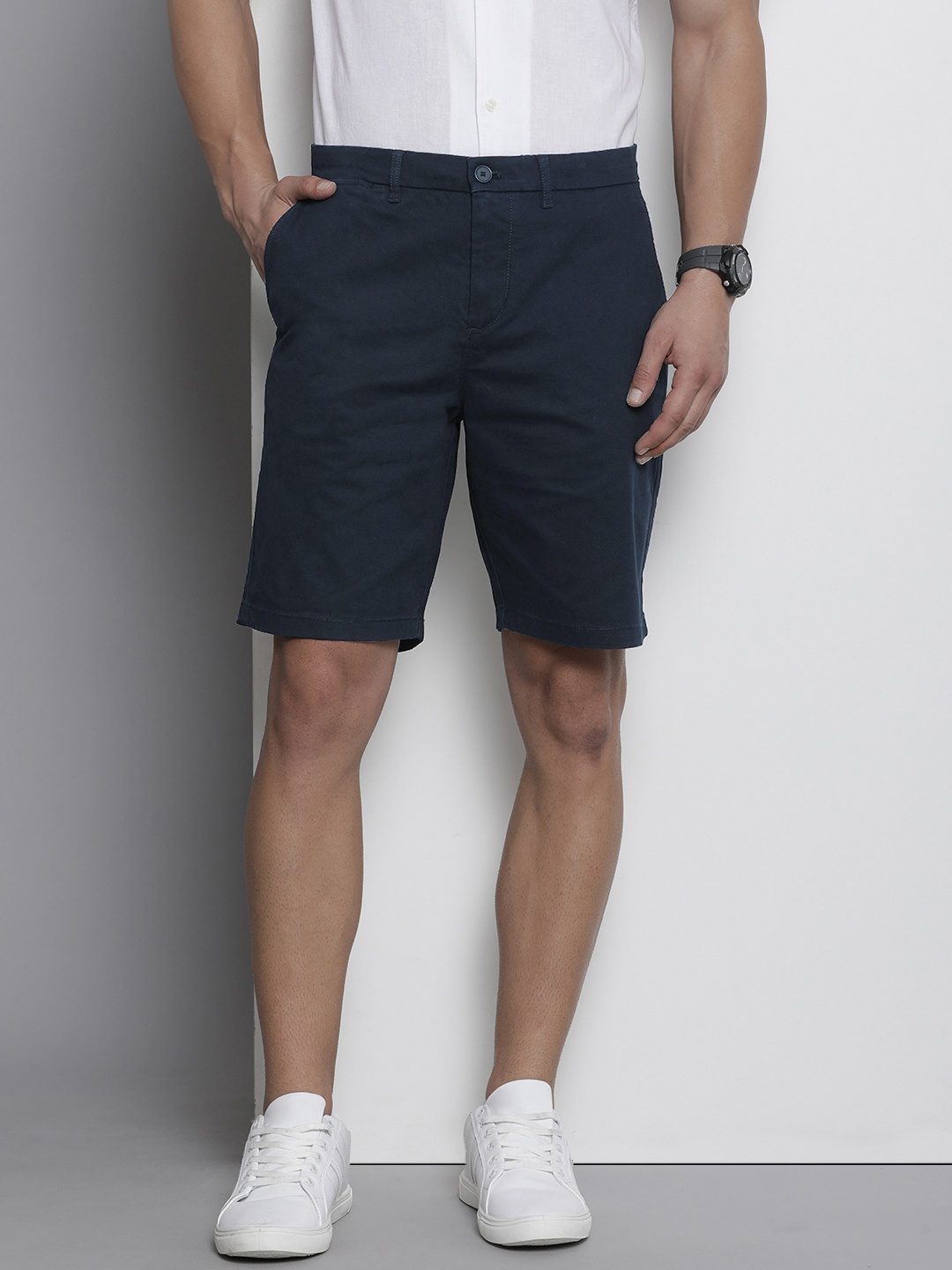 

Tommy Hilfiger Men Solid Regular Shorts, Navy blue