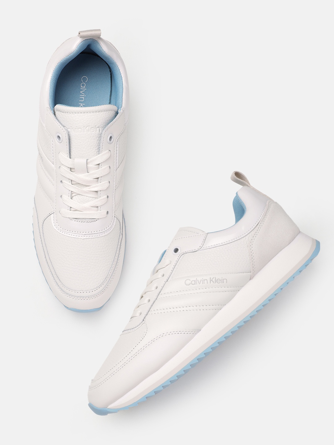 

Calvin Klein Men White Textured Leather Sneakers