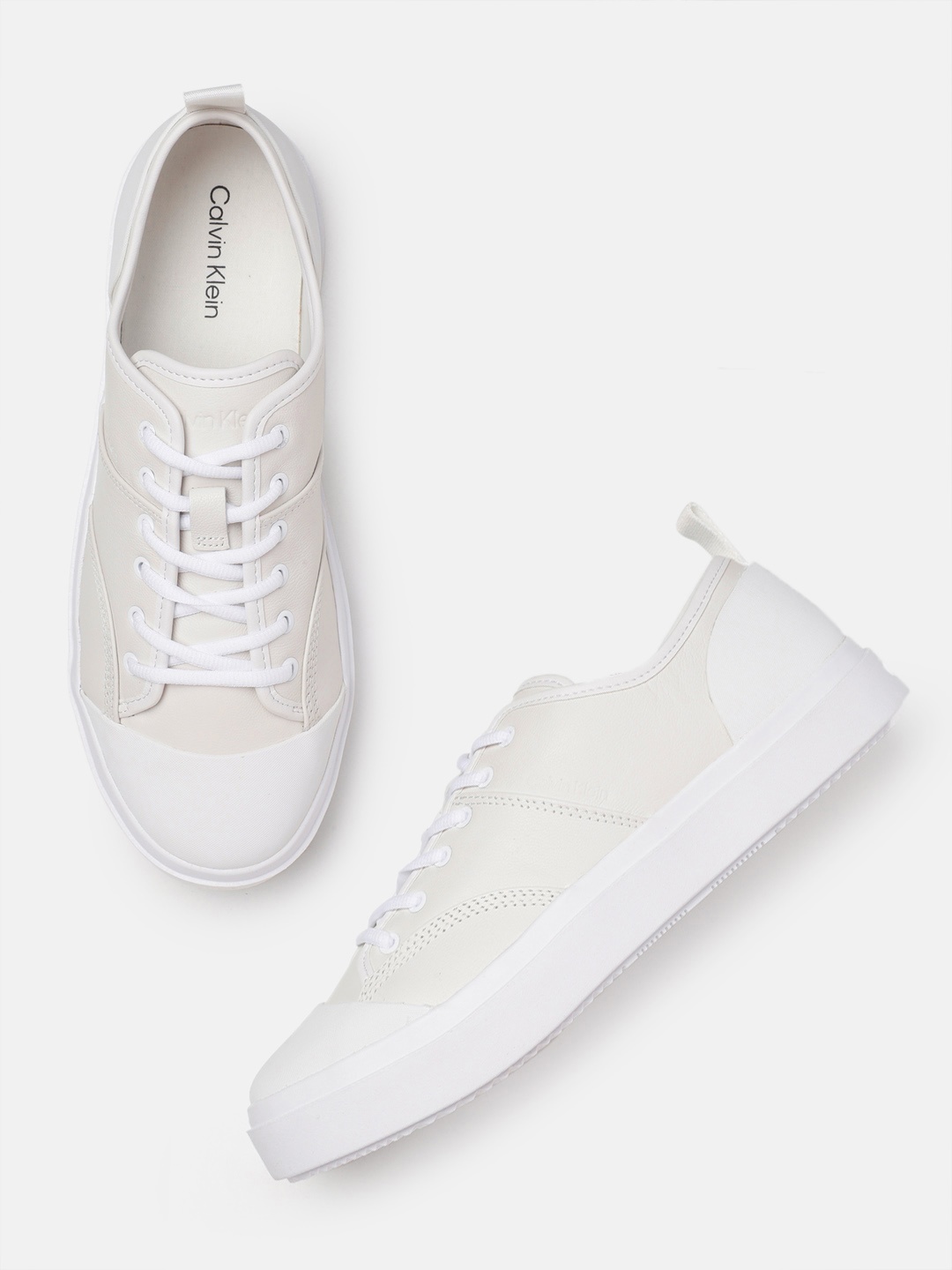 

Calvin Klein Men Colourblocked Leather Sneakers, White