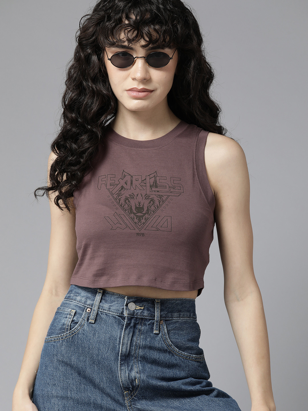 

The Roadster Lifestyle Co. Printed Pure Cotton Crop T-shirt, Brown