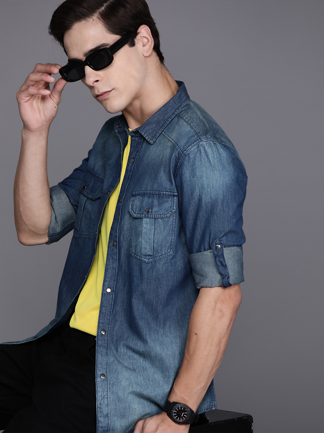 

Ducati Pure Cotton Roll-Up Sleeves Denim Shirt, Navy blue