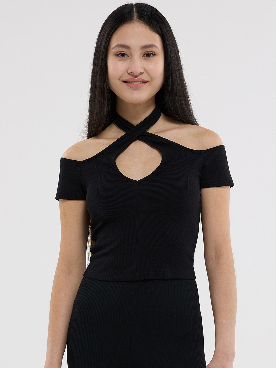 

TERRANOVA Crossover Halter Neck Top, Black