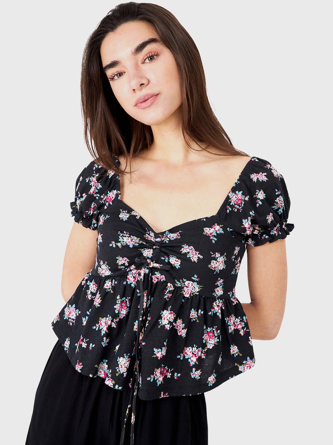 

TERRANOVA Floral Print Sweetheart Neck Puff Sleeves Cotton Empire Top, Black