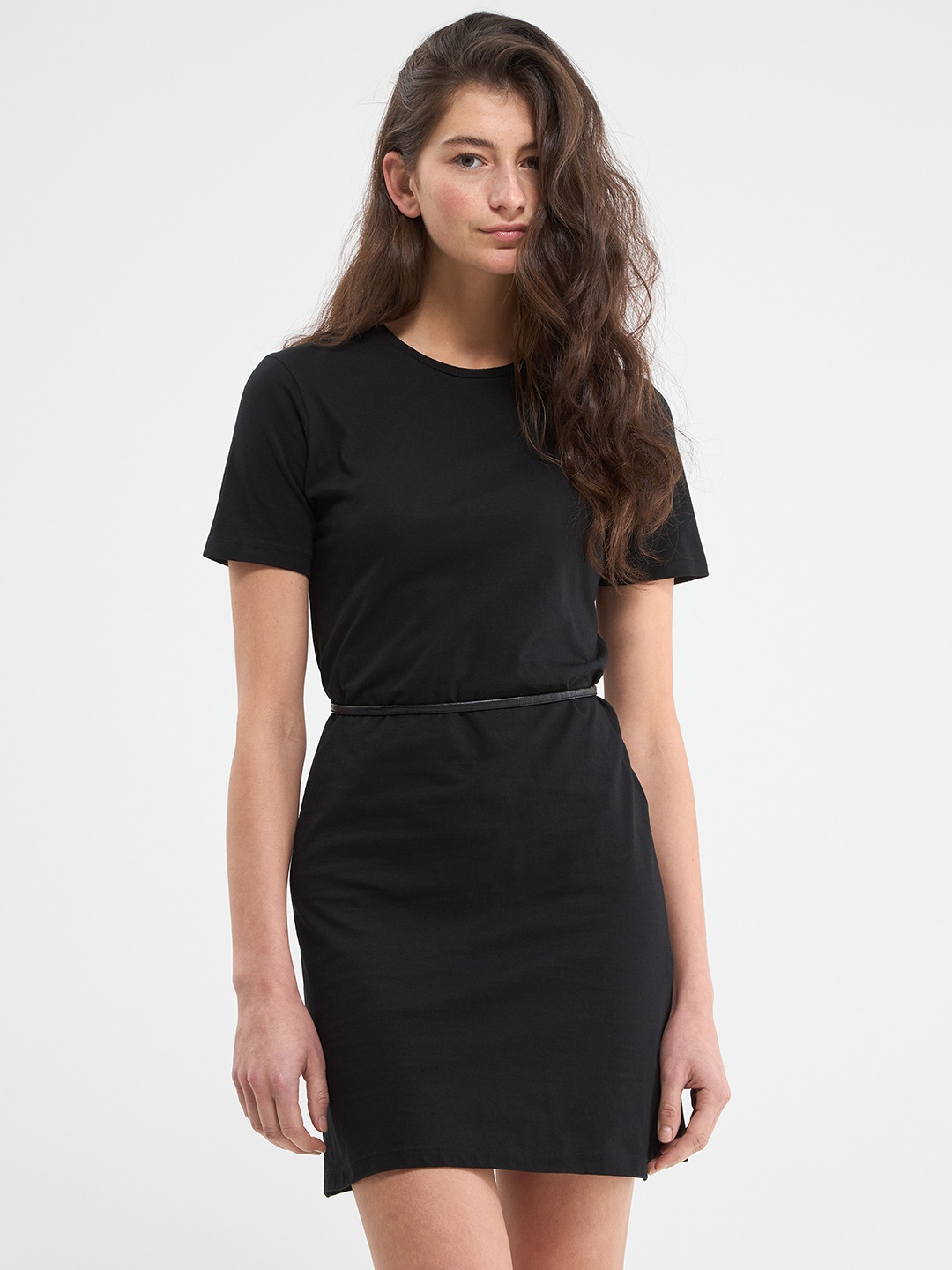 

TERRANOVA T-shirt Mini Dress with Belt, Black