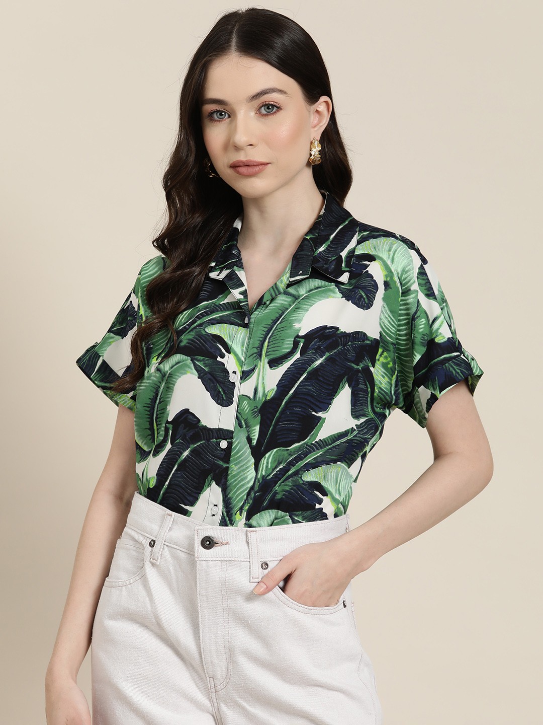 

Qurvii Comfort Floral Printed Longline Casual Shirt, Green