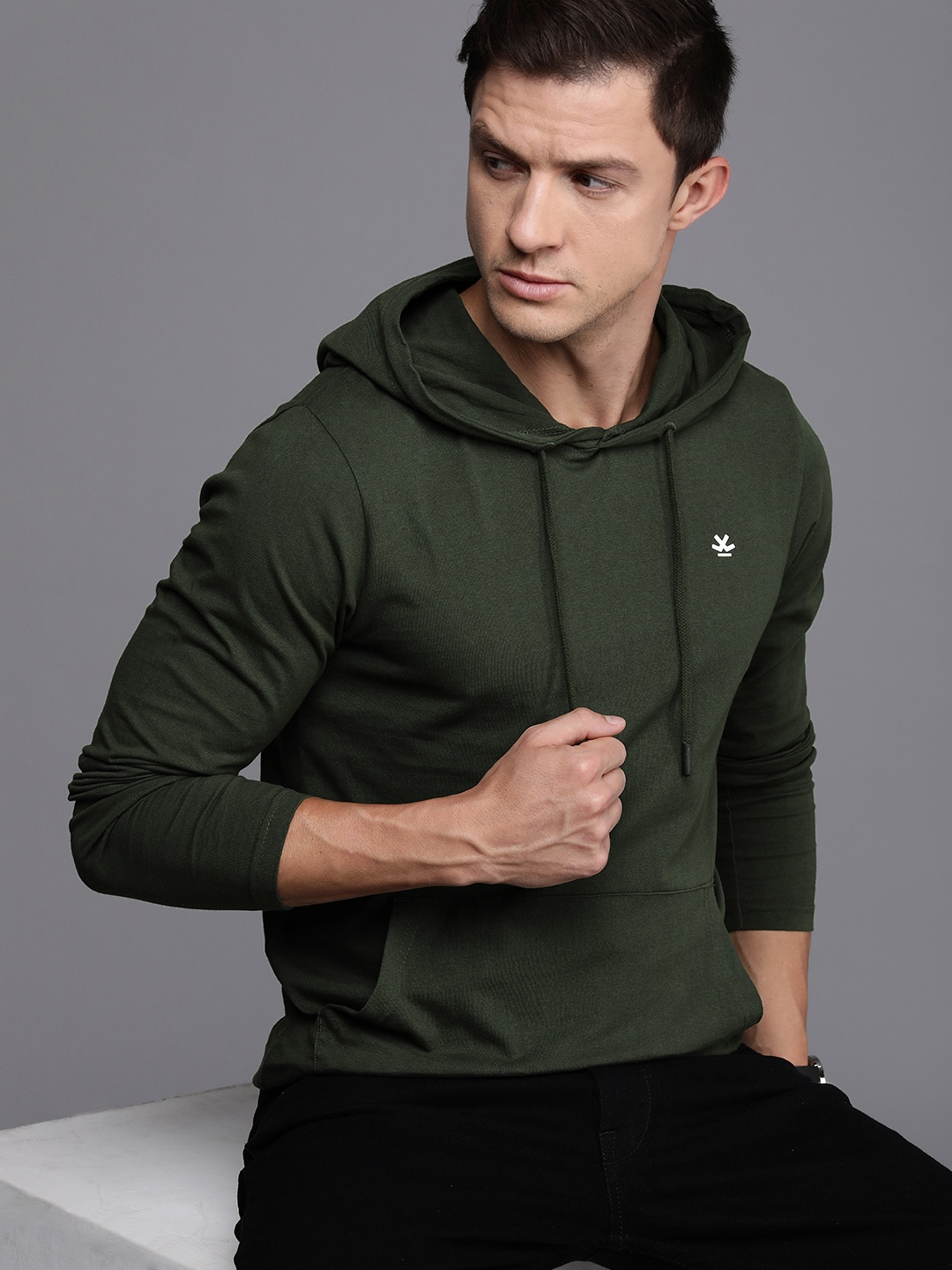 

WROGN Men Pure Cotton Hooded Slim Fit T-shirt, Olive