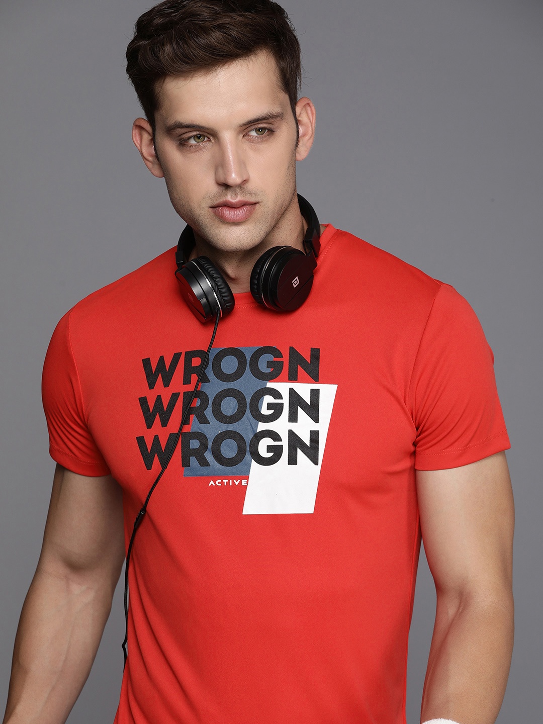 

WROGN ACTIVE Graphic Printed Dry-Pro Slim Fit T-shirt, Red