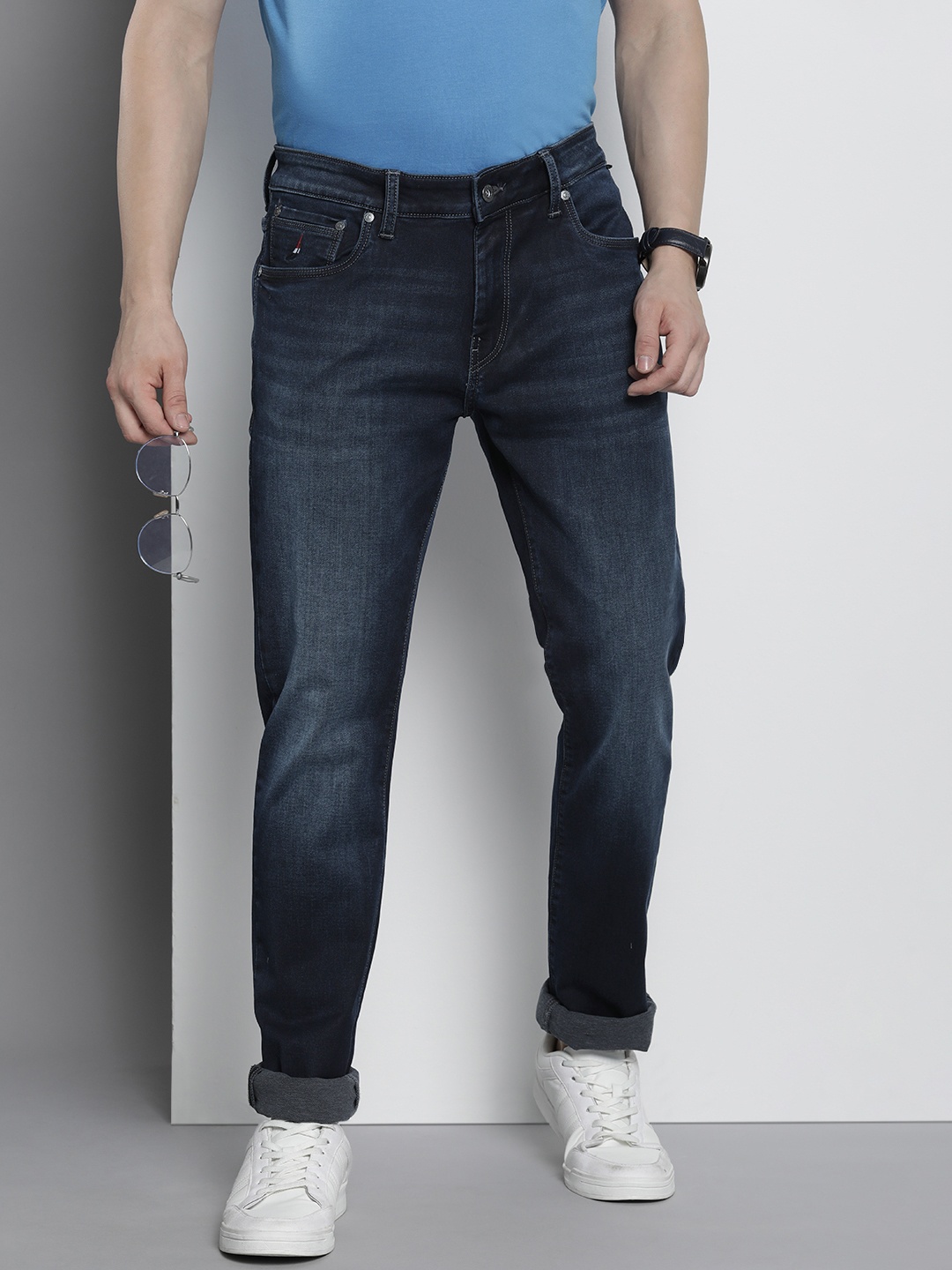 

Nautica Men Slim Fit Mid-Rise Light Fade Stretchable Casual Jeans, Navy blue