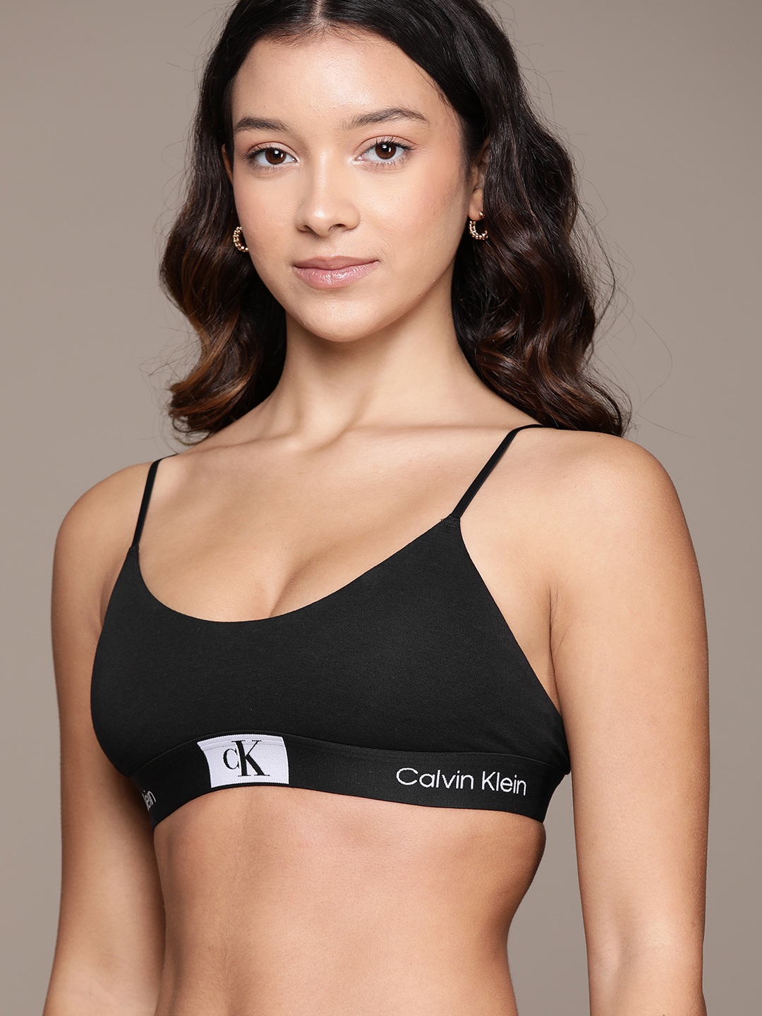 

Calvin Klein Underwear Lightly Padded Bralette- QF7216ADUB1, Black