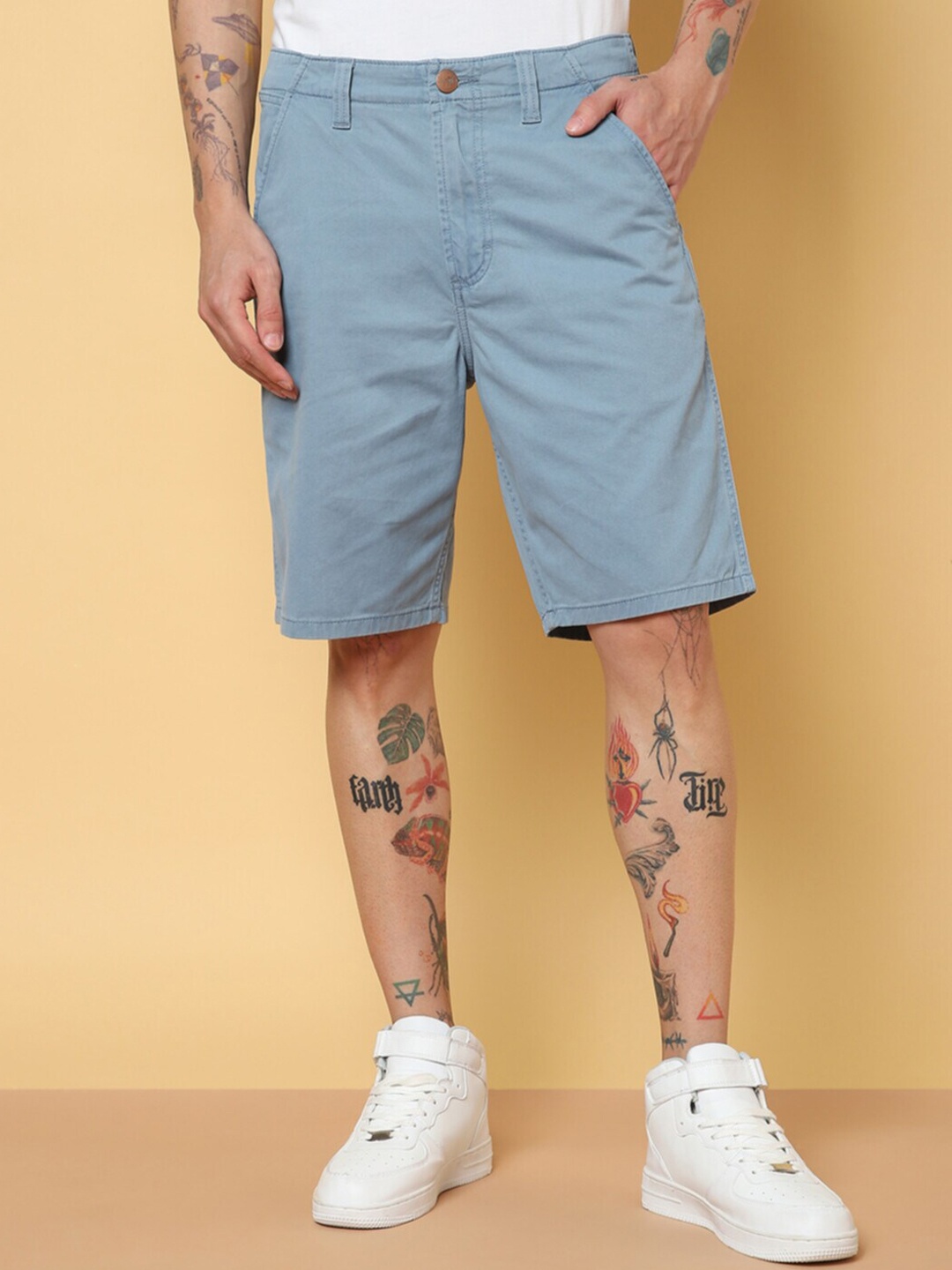 

Wrangler Men Mid-Rise Chino Cotton Shorts, Blue