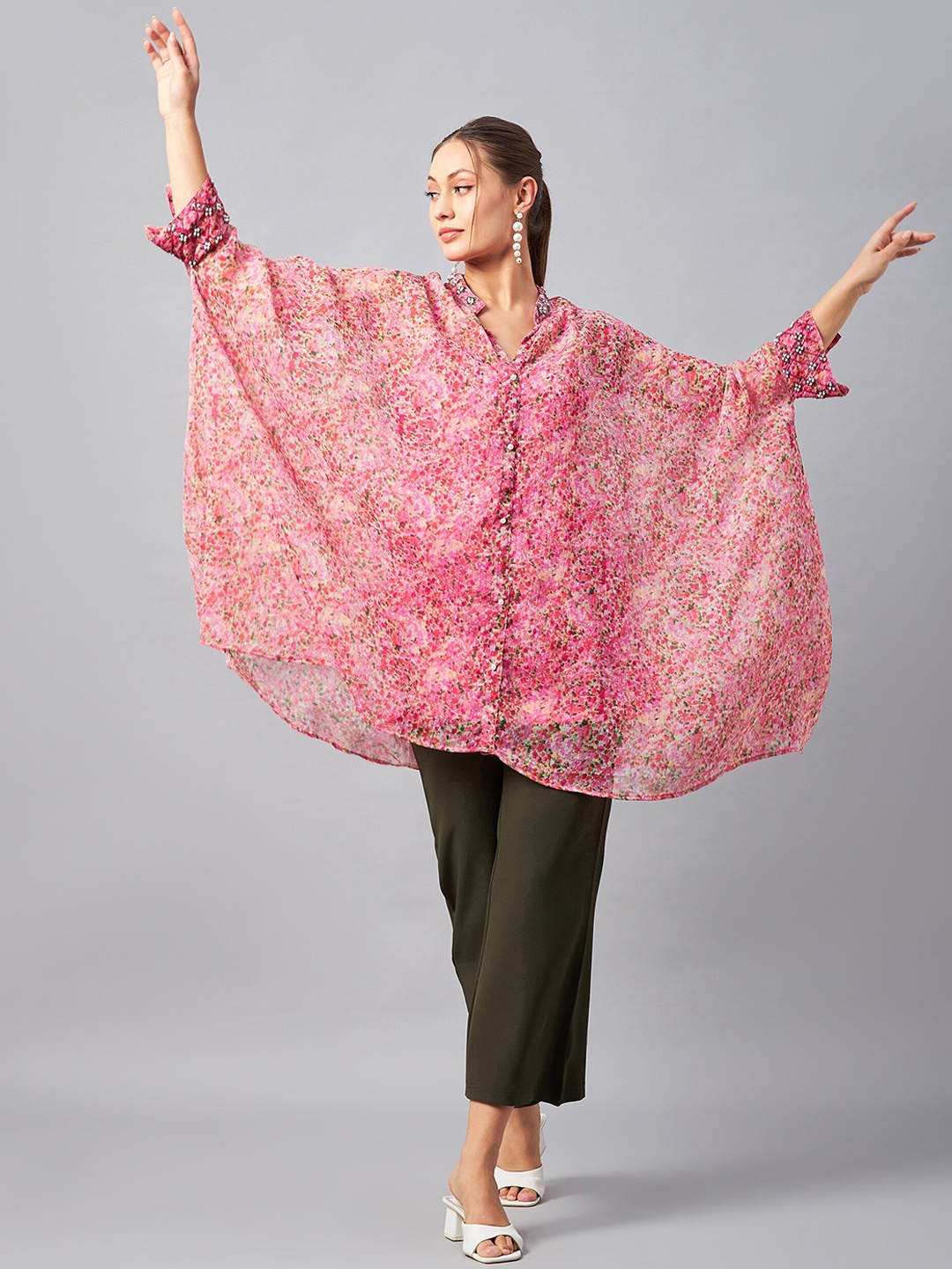 

Antheaa Floral Printed Mandarin Collar Tunic With Trousers, Pink