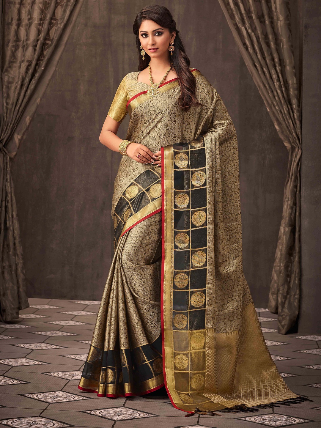 

Mitera Black Ethnic Motifs Woven Design Art Silk Banarasi Saree, Gold