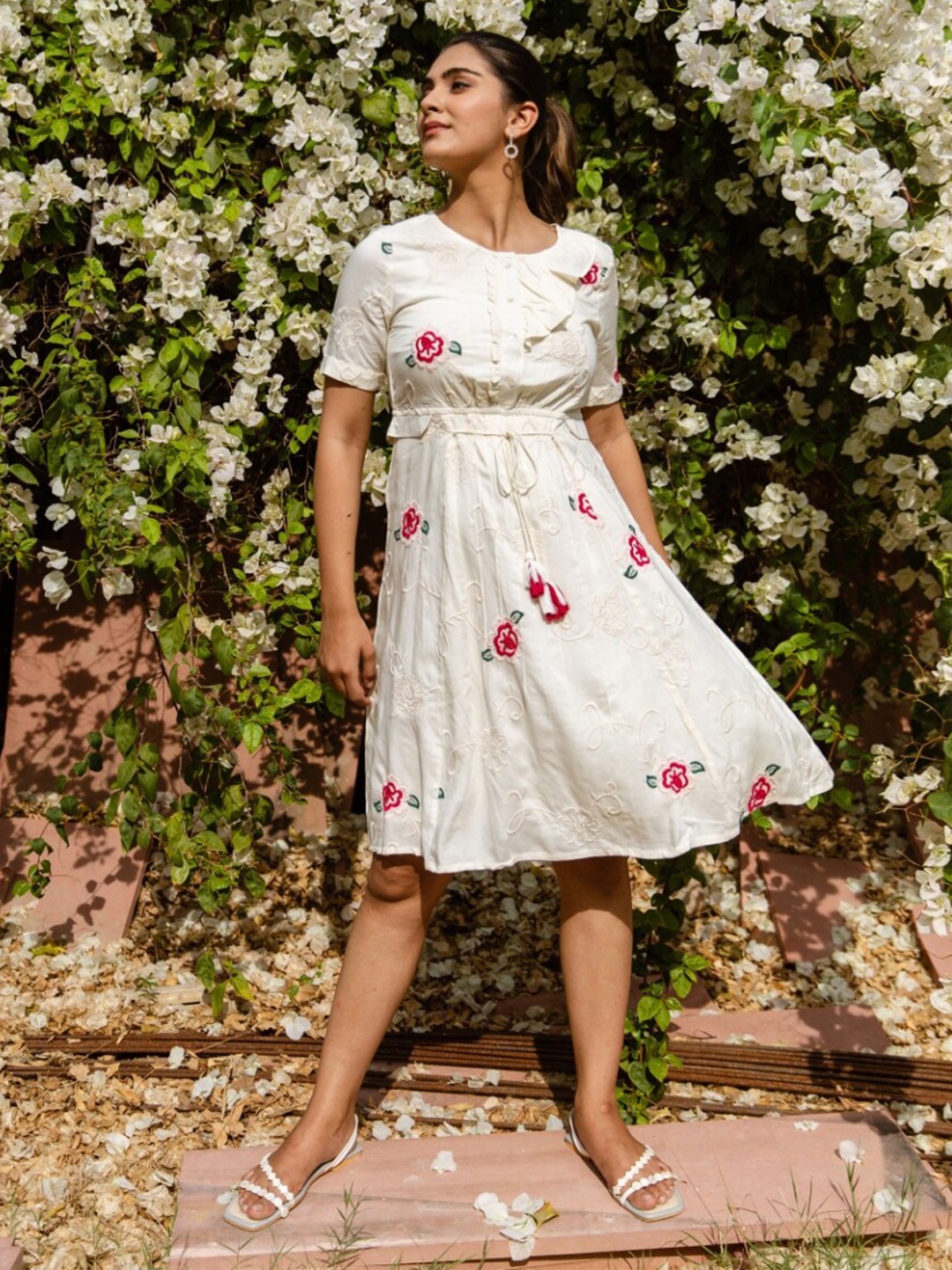 

Aadews Floral Embroidered Round Neck Empire Dress, White