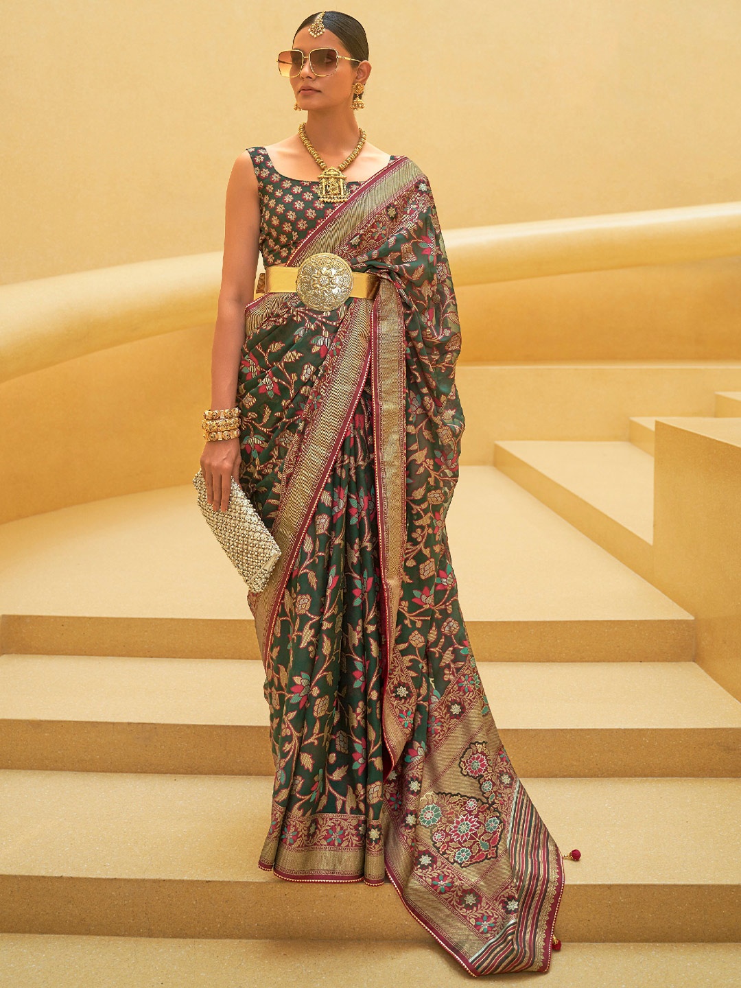 

elora Floral Woven Design Zari Pure Silk Bhagalpuri Saree, Green